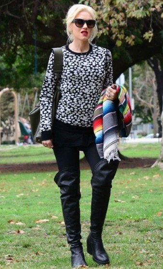 秋冬必备过膝长靴  街头达人示范长靴搭配