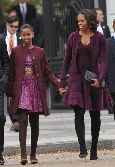 秋冬必备过膝长靴  街头达人示范长靴搭配