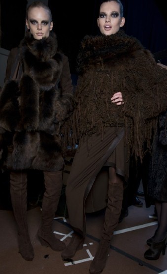 秋冬必备过膝长靴  街头达人示范长靴搭配