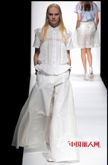 Sacai品牌  2013春夏成衣展