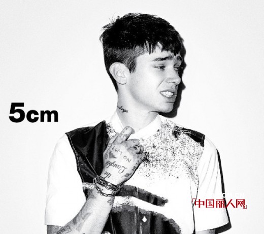 5cm十五周年广告特辑by鬼才摄影大师Terry Richardson掌镜