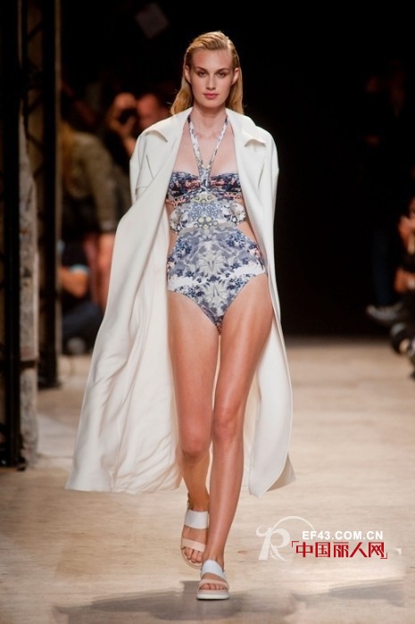 Paul & Joe 2014春夏女装   轻松别致的法式休闲态度!