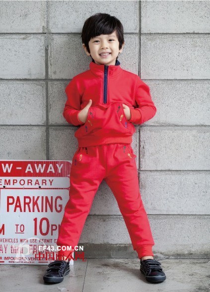 休闲运动套装 时尚百搭必备单品