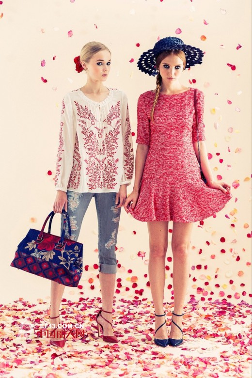 花季少女演绎Alice + Olivia 2014新款女装系列