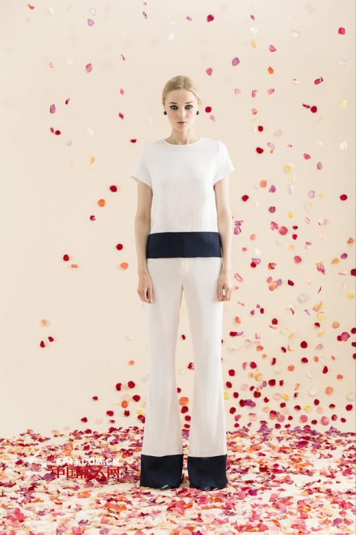 花季少女演绎Alice + Olivia 2014新款女装系列