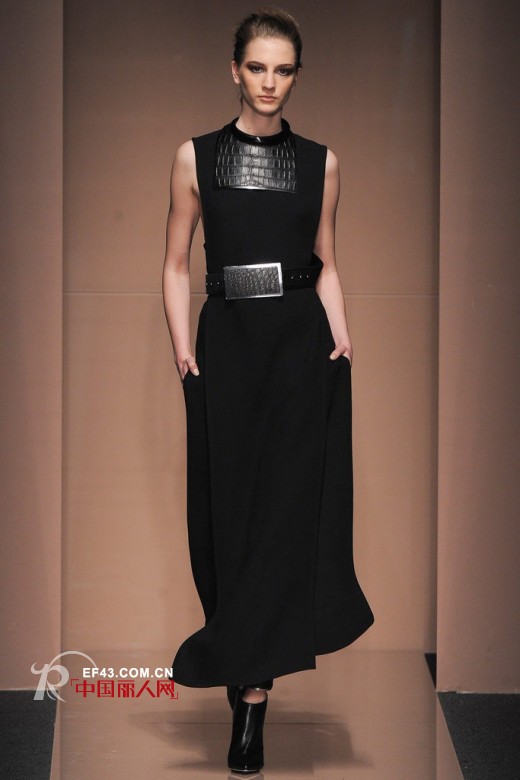 Gianfranco Ferre 2013秋冬女装 层叠褶皱隐约美