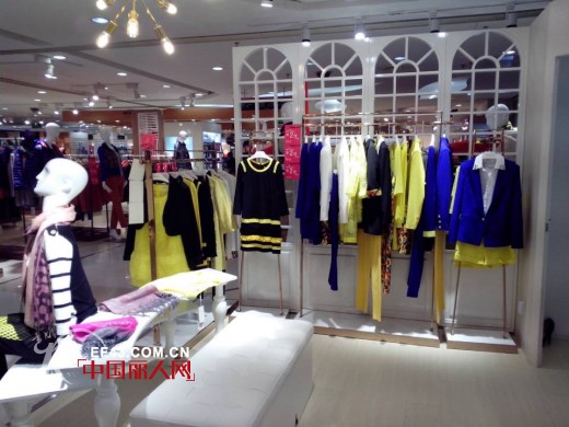 恭祝Rang-Ai让爱女装湖南娄底天虹店盛大开业