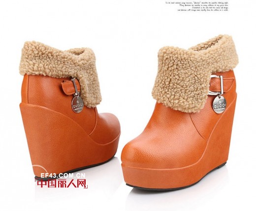 秋冬季橘色裸靴搭配  独有一份优雅的味道