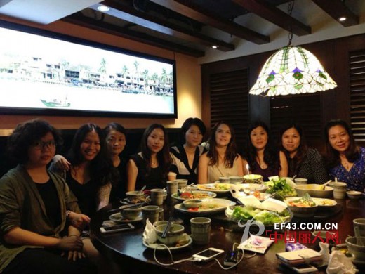 熳洁儿2014秋冬季度内衣设计方案讨论会