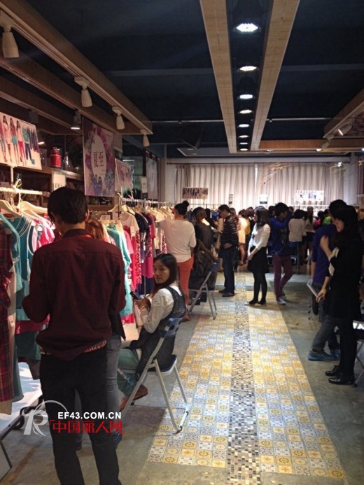 易菲•YIFINI2014“清风•夏韵”的新品发布会