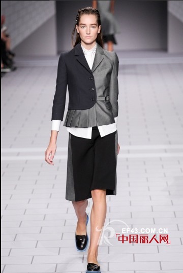 维果罗夫（Viktor&Rolf）品牌天衣无缝组合