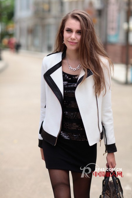 时尚不打折 经典西装风搭配给秋季提色