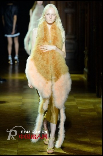 Sonia Rykiel  2014秋冬装   T台秀细节穿透