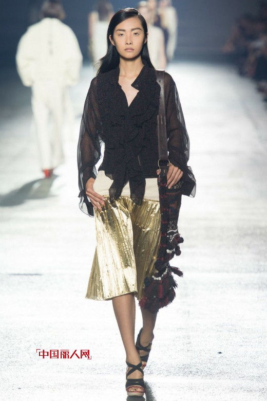 德赖斯·范诺顿 (Dries Van Noten)    2014春夏女装混合时尚