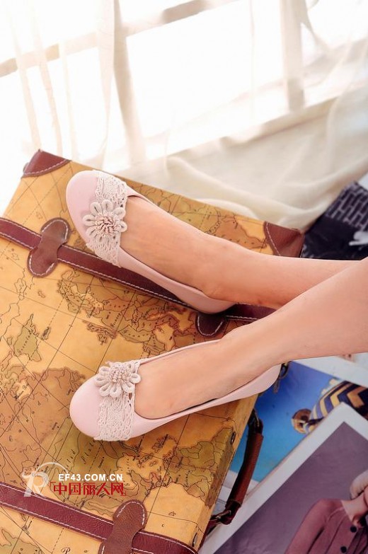 平底娃娃鞋  甜心女孩Style必败之选