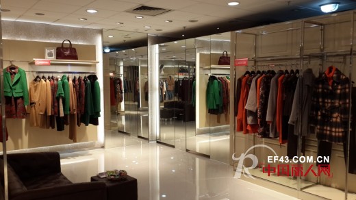 JANESTORY/经典故事女装东莞天和百货店盛大开业