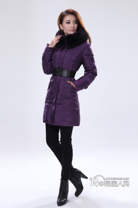 【收腰羽绒服】羽绒服怎么穿才显瘦 羽绒服搭配