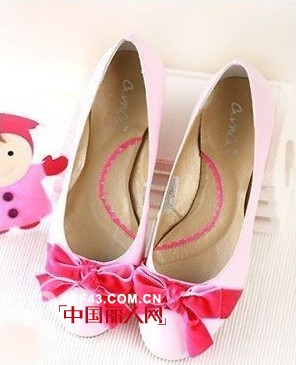 娃娃鞋与服装怎么搭配才好看