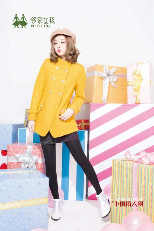 邻家女孩糖果色毛呢外套,穿出今冬浪漫出街造型