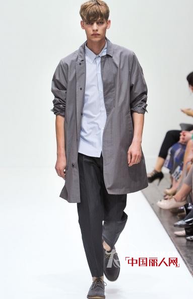 玛格丽特·霍威尔 (Margaret Howell) 2013春夏男装   大男孩时代!