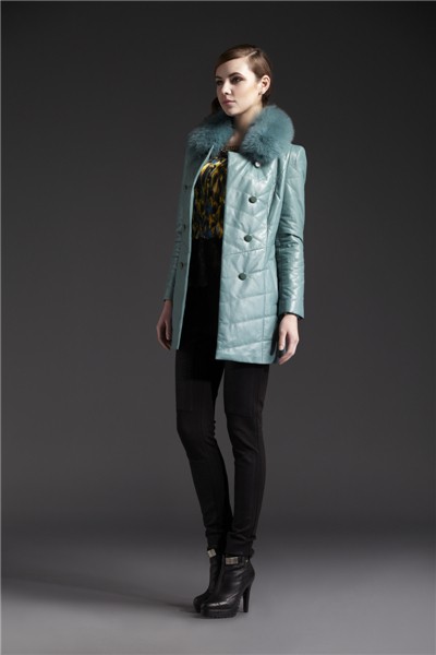 玖姿女装专柜正品新款上市 展现东方优雅