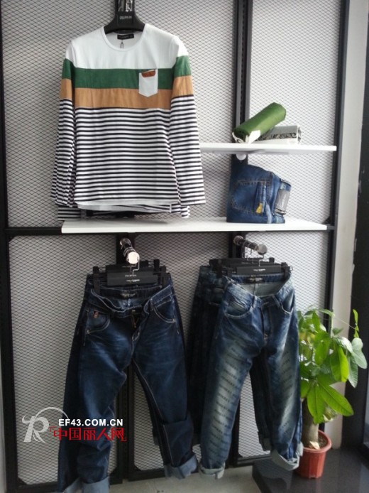 陈列让服装更鲜活 ——有性格时尚男装陈列促终端销售