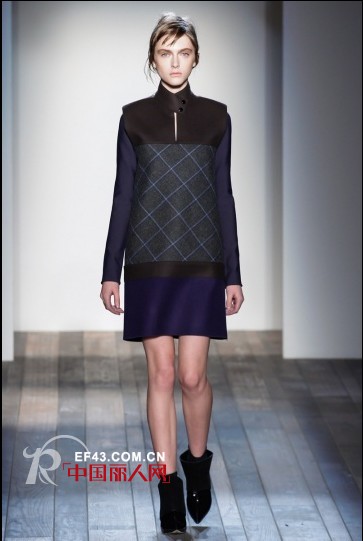2013秋冬维多利亚·贝克汉姆品牌(VictoriaBeckham)女装惊喜不断!