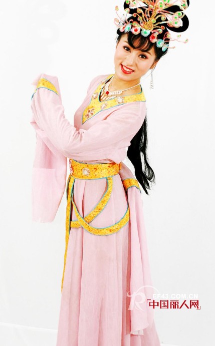 特色戏曲服装的三大审美谈