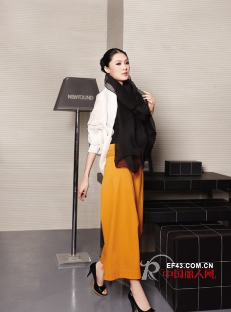 冬季穿什么颜色好 向女神看齐冬装就选白色