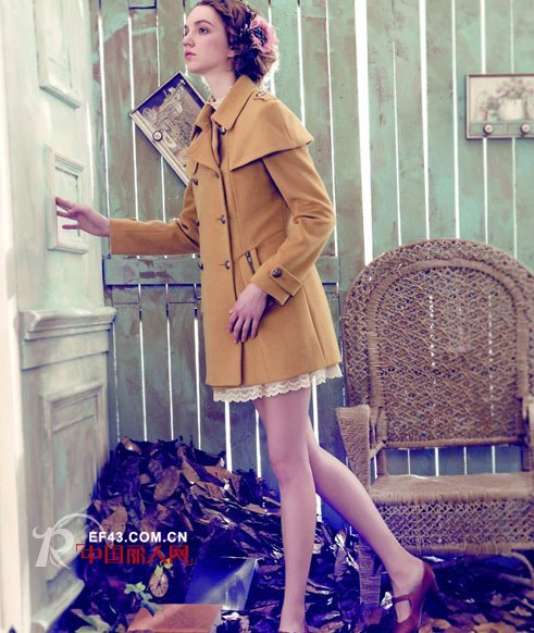 长款呢子外套怎么搭配才好看