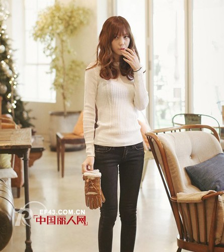 寒冬必备保暖单品 打底毛衣时尚首选