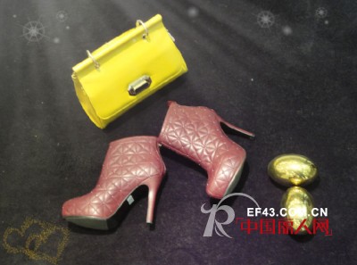 欧妮纳:秋冬御寒精美大衣SHOW