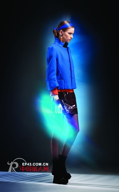 2013冬季流行色蓝色 冷色系显瘦小清新