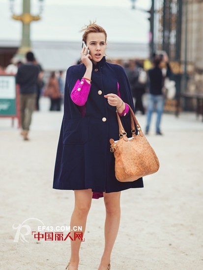 斗篷外套轻装来袭演绎小淑女风尚