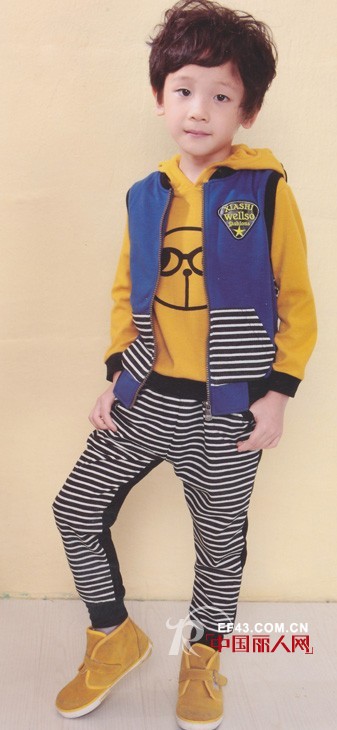 条纹款式怎么搭配好看 舒适面料款式搭配