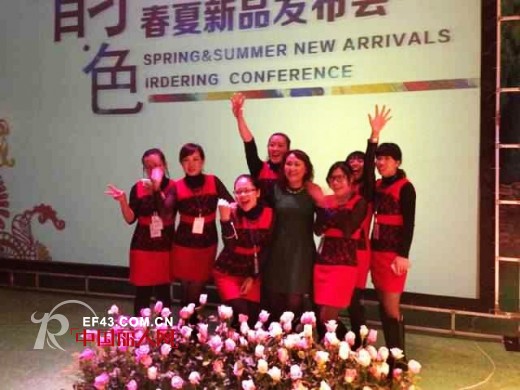 华艺嘉年全国巡回订货会完美收官 昆明站压轴创惊喜