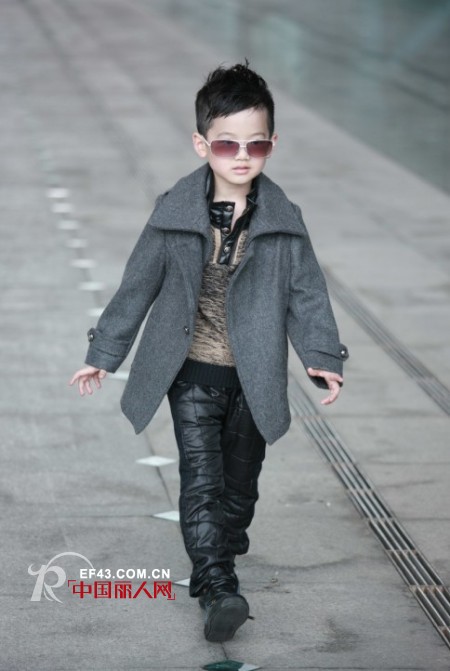 冬季服装搭配 呢子面料款式搭配