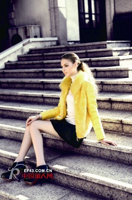 靓丽柠檬黄搭配  冬季用颜色扮靓自己的衣橱