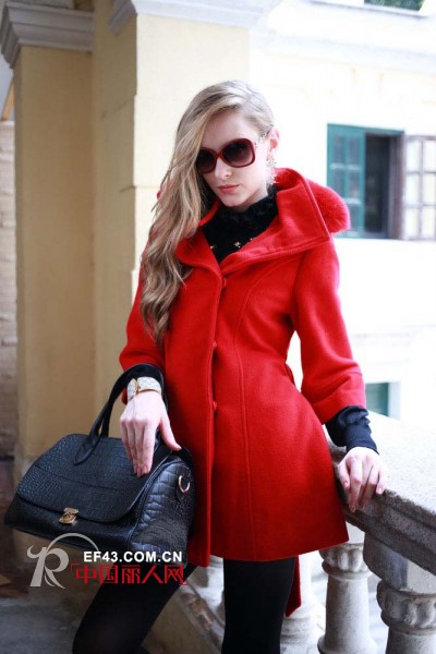 尤加迪曼冬装新款搭配 不过时大红女装百搭