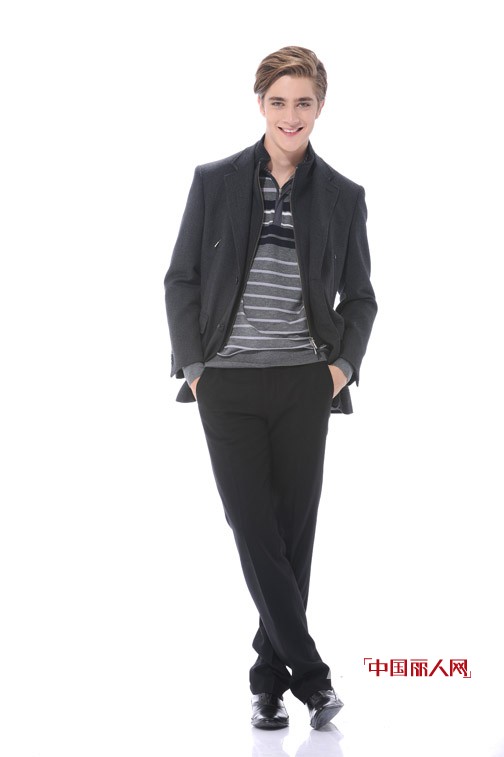 男士假两件套西装外套推荐