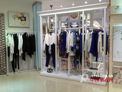 热烈庆祝广东番禺市桥街禺山购物中心A/E专卖店隆重开业