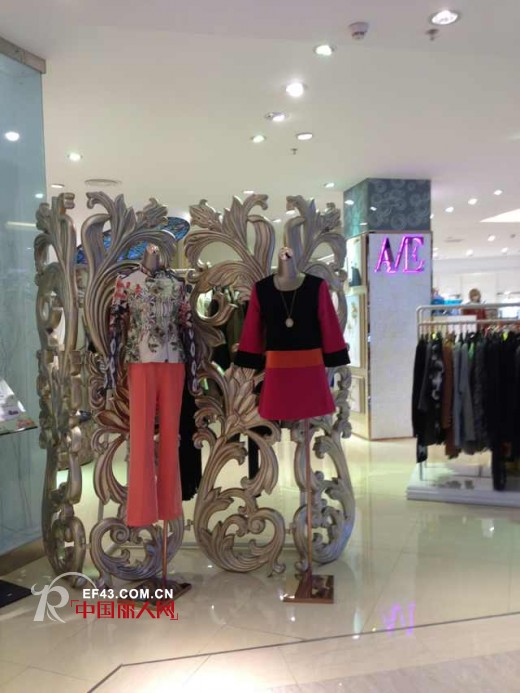 热烈庆祝广东番禺市桥街禺山购物中心A/E专卖店隆重开业