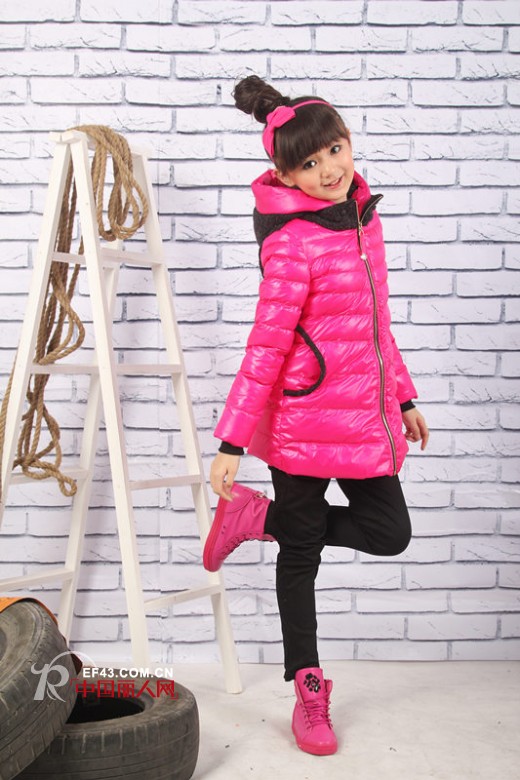 勇敢少年型姿态 越位少年装吹响冬装集结号