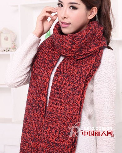 冬季防寒保暖围巾搭配 女士毛线围巾搭配
