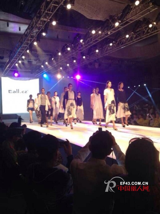 Eall.cz意澳女装——虎门服装交易会完美谢幕