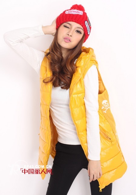 女士马甲搭配  长款加厚马甲给你靓丽装扮