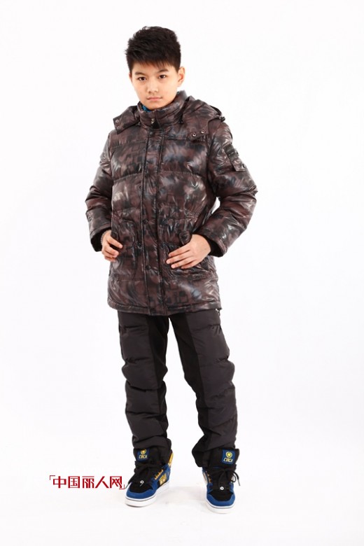 7-14岁的孩子应该穿什么样的衣服才合适