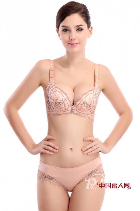 什么是副乳?如何改善副乳?