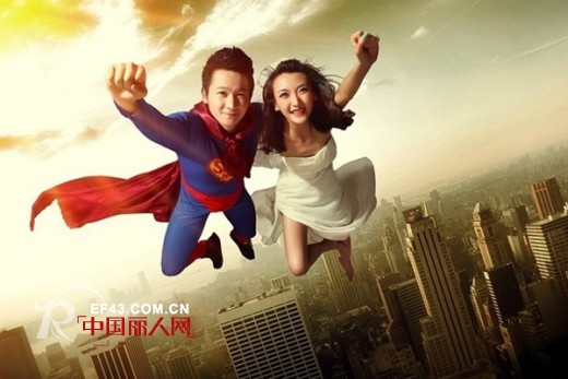 80后创意婚纱照片