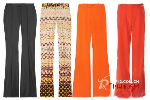 70年代复古潮 喇叭裤怎么搭配才显腿长